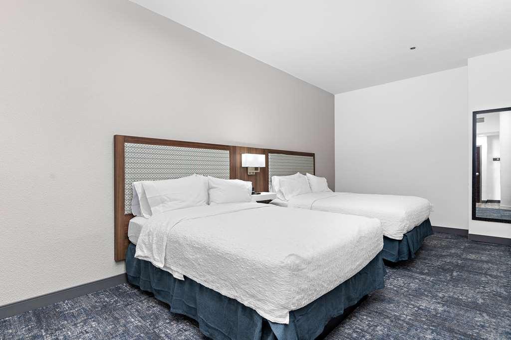 Hampton Inn Kansas City - Downtown Financial District Room photo