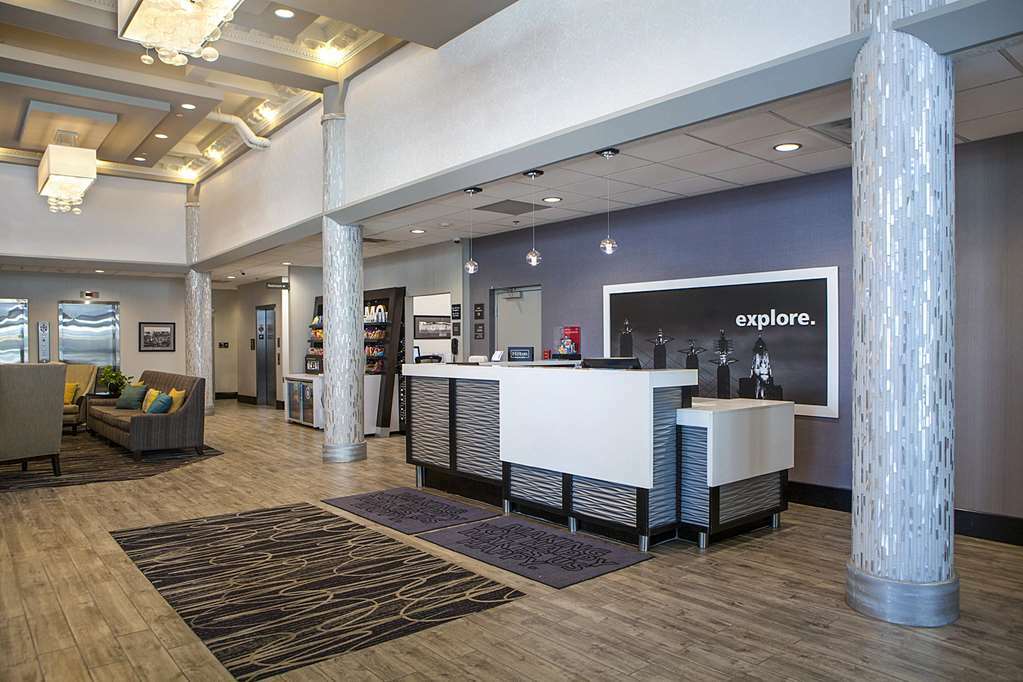 Hampton Inn Kansas City - Downtown Financial District Interior photo